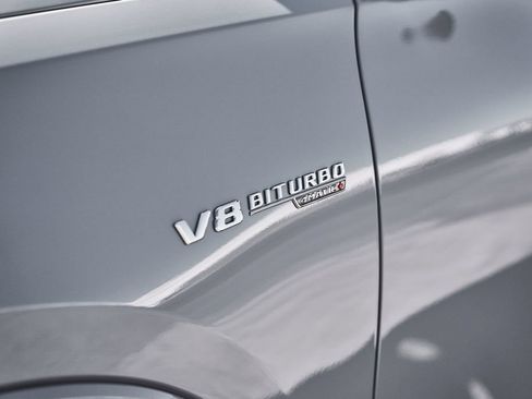 Used 2025 Mercedes-Benz GLS 63 AMG 4MATIC image 10