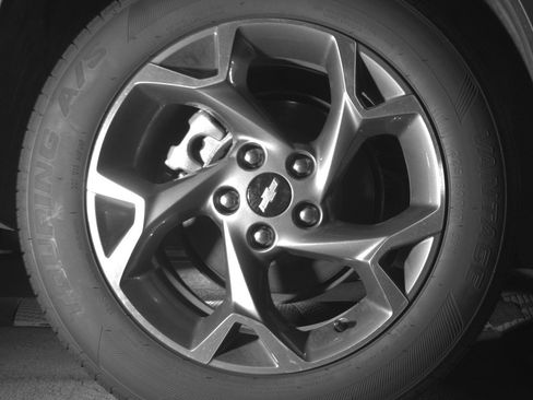 Used 2025 Chevrolet Trax LT FWD image 15