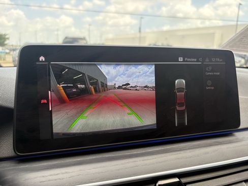 Used 2022 BMW 540i w/ M Sport Package RWD image 19