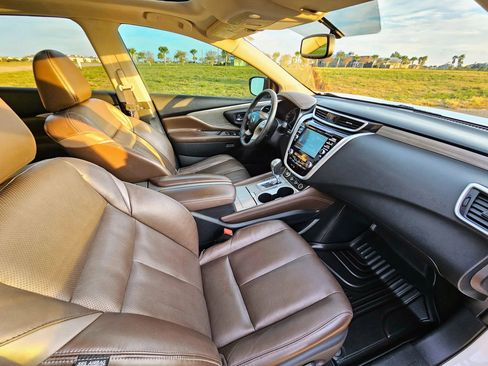 Used 2015 Nissan Murano Platinum w/ Platinum Technology Package image 13