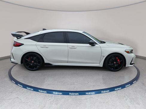 Used 2024 Honda Civic Type R image 5