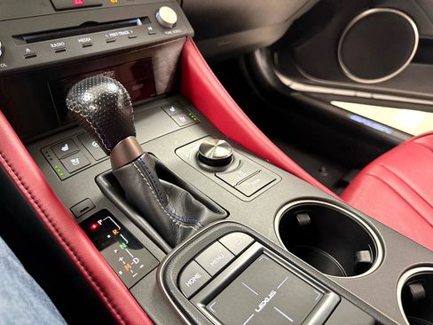 Used 2017 Lexus RC F image 29