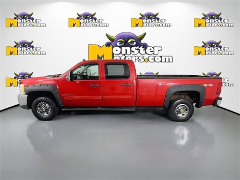 Used 2007 Chevrolet Silverado 2500 LT w/ Snow Plow Prep Package image 8