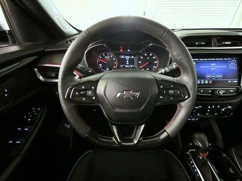 Certified 2023 Chevrolet TrailBlazer RS w/ Sun and Liftgate Package image 11