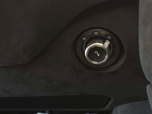New 2027 McLaren 750S Spider RWD image 33