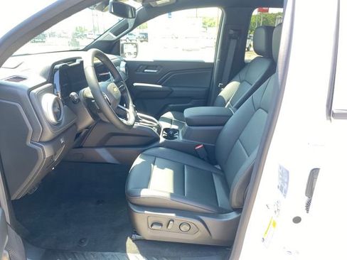 New 2026 Chevrolet Colorado LT RWD image 9