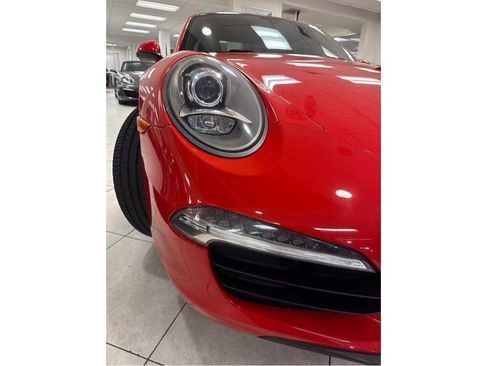 Used 2015 Porsche 911 Carrera image 32