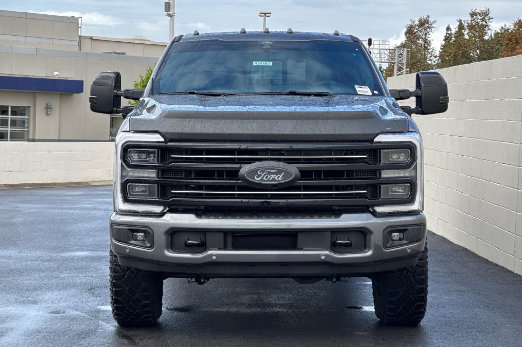 Used 2026 Ford F350 Platinum w/ Tremor Off-Road Package AWD/4WD image 14