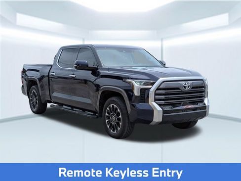 Used 2023 Toyota Tundra Limited w/ Power Package AWD/4WD image 9