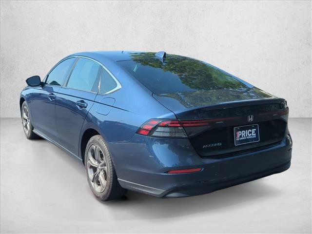 Used 2023 Honda Accord EX image 8