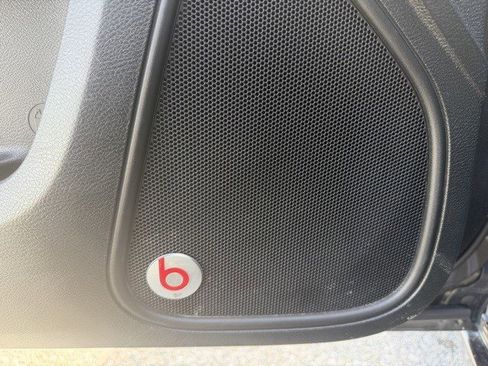 Used 2017 Chrysler 300 S w/ 300S Premium Group image 15