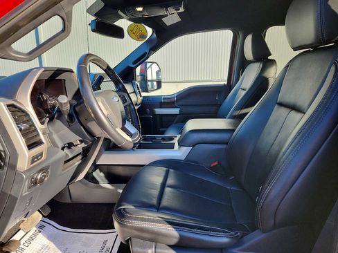 Used 2022 Ford F250 Lariat image 11