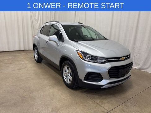 Used 2019 Chevrolet Trax LT w/ LT Convenience Package image 1