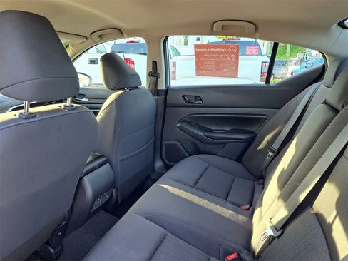 Certified 2023 Nissan Altima 2.5 SV image 8