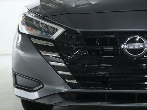 Certified 2025 Nissan Versa SV image 7