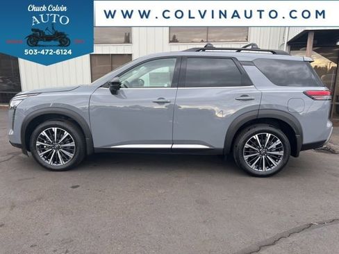 New 2026 Nissan Pathfinder Platinum image 10