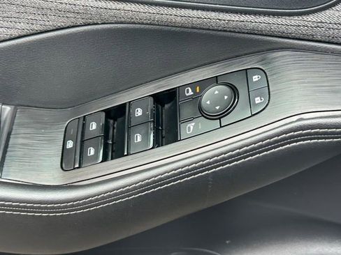 Certified 2021 Nissan Rogue S image 22