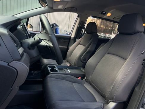 Used 2020 Honda Odyssey EX image 13