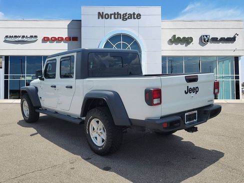 Used 2020 Jeep Gladiator Sport w/ Quick Order Package 24S AWD/4WD image 3