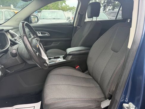 Used 2017 Chevrolet Equinox LT w/ Convenience Package AWD/4WD image 10
