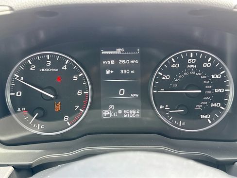 Used 2025 Subaru Crosstrek 2.5i Premium AWD/4WD image 14