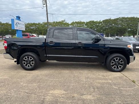 Used 2015 Toyota Tundra SR5 w/ TRD Off Road Package AWD/4WD image 4