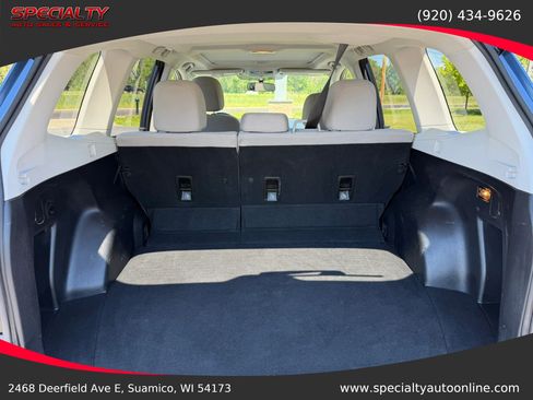 Used 2014 Subaru Forester 2.5i Premium w/ All-Weather Package AWD/4WD image 23
