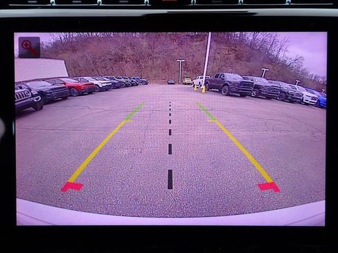 Used 2023 Jeep Grand Cherokee Limited image 24