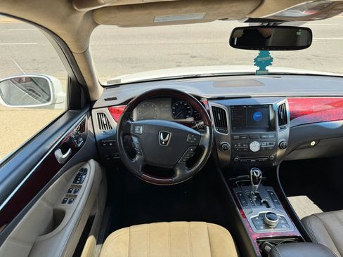 Used 2013 Hyundai Equus Signature RWD image 26