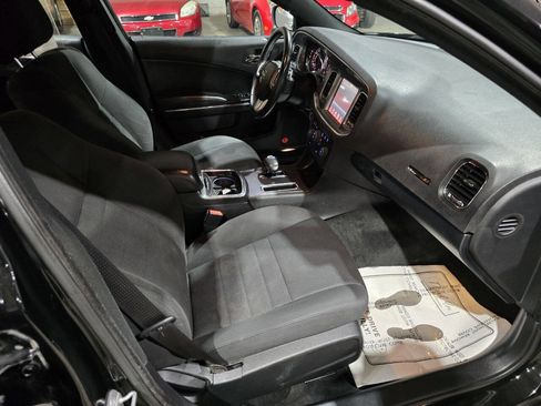 Used 2014 Dodge Charger SXT AWD/4WD image 31