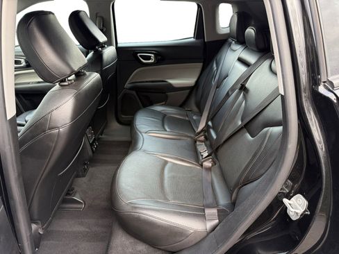 Used 2022 Jeep Compass Limited w/ Elite Group image 16