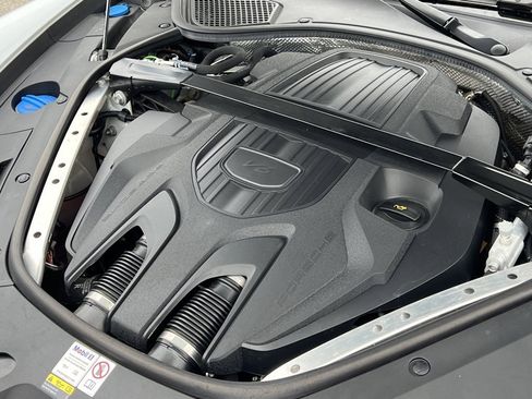 Used 2023 Porsche Panamera 4 Platinum Edition w/ Assistance Package image 43