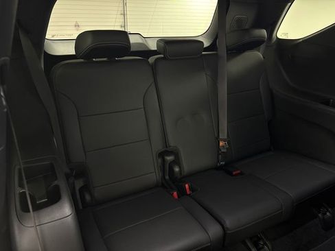 Used 2024 Chevrolet Traverse LT w/ Trailering Package image 23