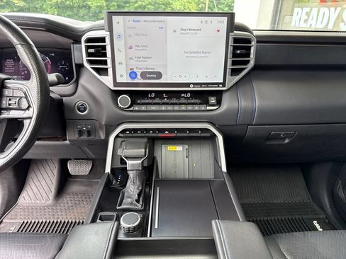 Used 2023 Toyota Tundra Platinum AWD/4WD image 26