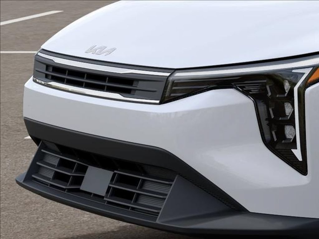 New 2027 Kia K4 FWD image 12