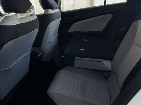 Used 2017 Toyota Prius Two image 17