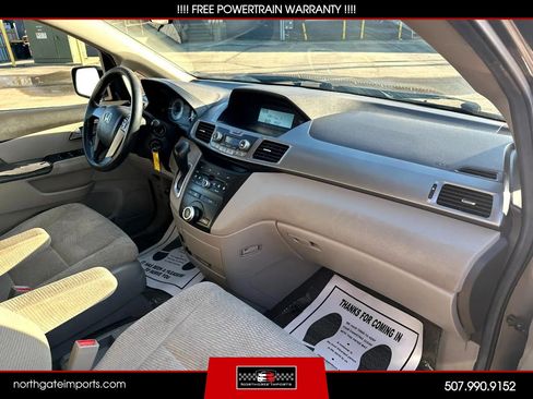 Used 2011 Honda Odyssey LX image 14
