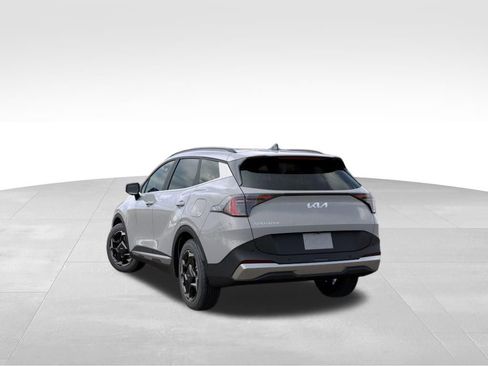 Used 2026 Kia Sportage EX w/ EX Panorama Roof Package FWD image 4