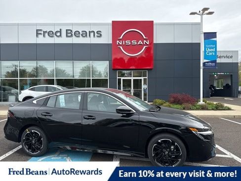 New 2026 Nissan Sentra SR w/ SR Premium Package FWD image 1