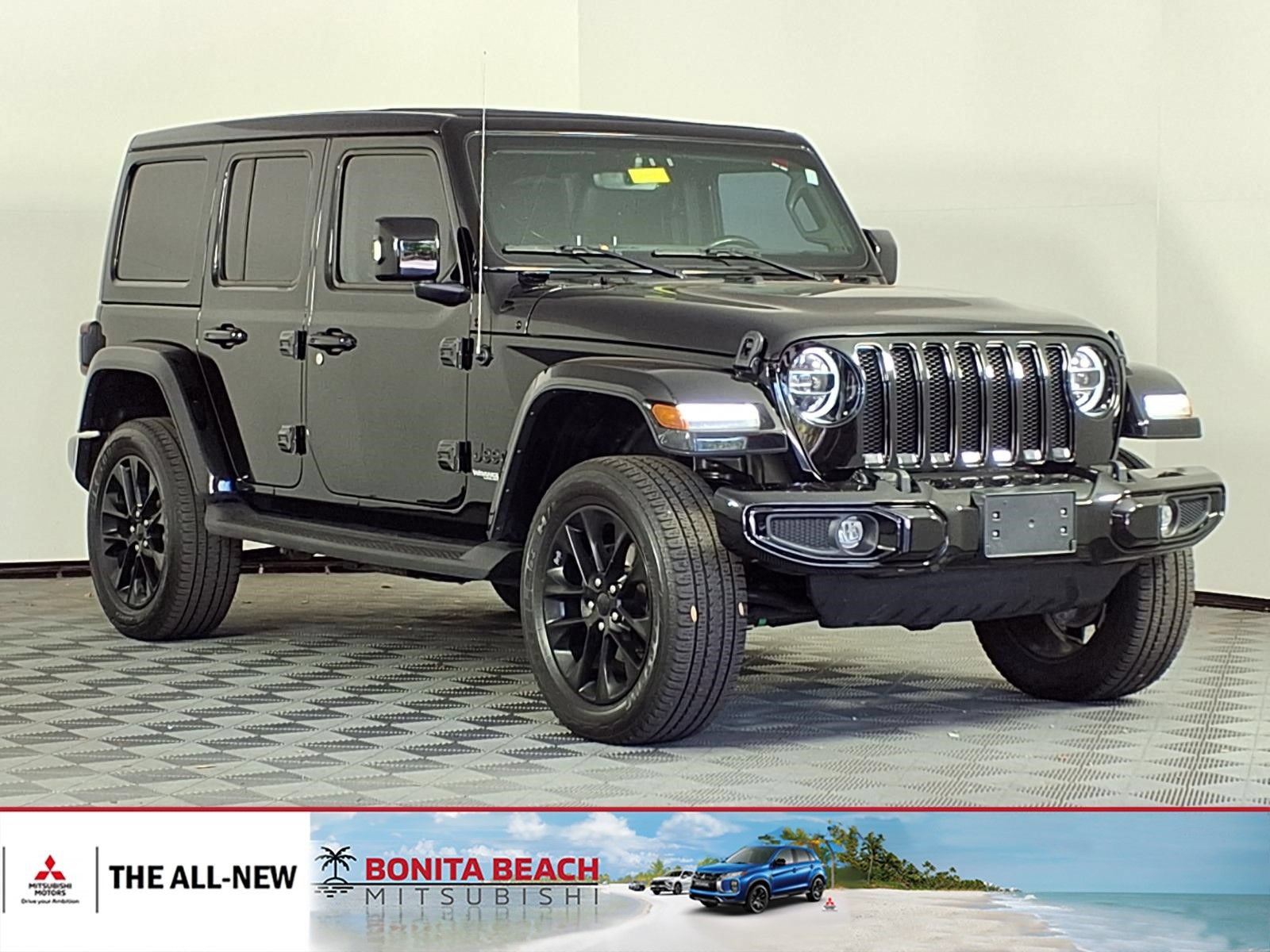Used 2022 Jeep Wrangler Unlimited Sahara AWD/4WD image 1