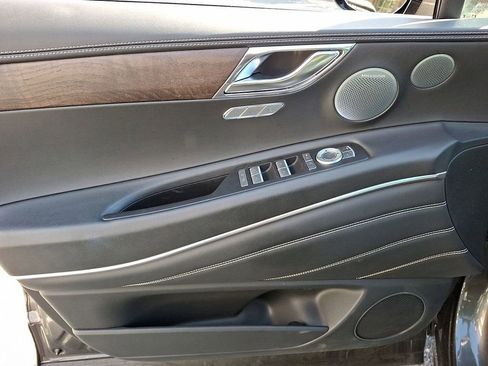 Used 2025 Genesis GV80 3.5T Prestige image 10