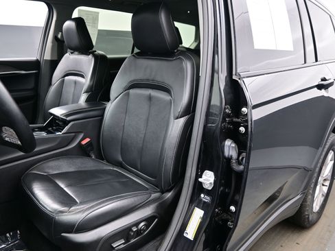 Used 2022 Jeep Grand Cherokee L Limited image 12