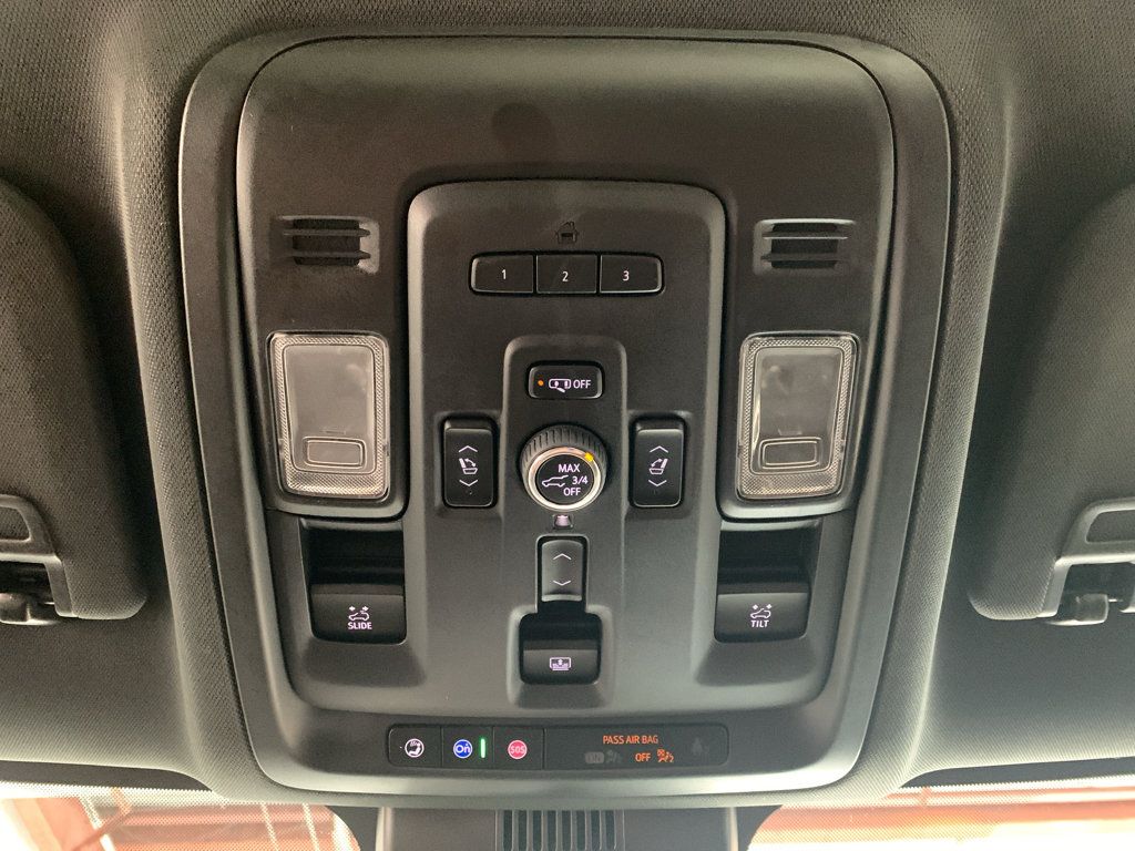Used 2023 Chevrolet Tahoe High Country AWD/4WD image 30