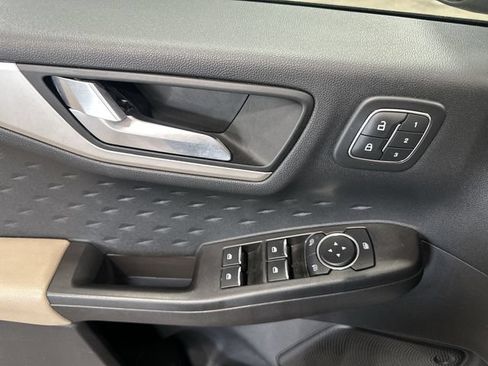 Certified 2020 Ford Escape SEL AWD/4WD image 19