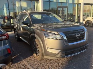 Used 2022 Nissan Pathfinder Platinum w/ Cargo Package video 1