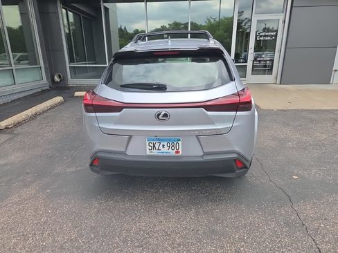 Used 2024 Lexus UX 250h AWD w/ Premium Package image 7