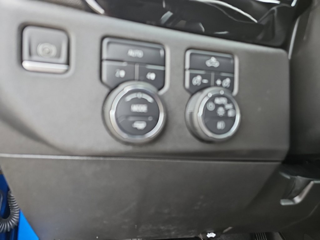Used 2023 Chevrolet Silverado 1500 RST w/ Convenience Package II AWD/4WD image 40