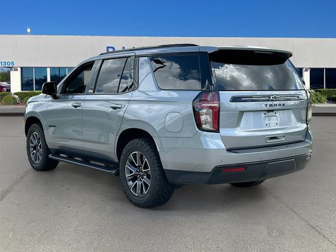 Used 2023 Chevrolet Tahoe Z71 w/ Luxury Package AWD/4WD image 5