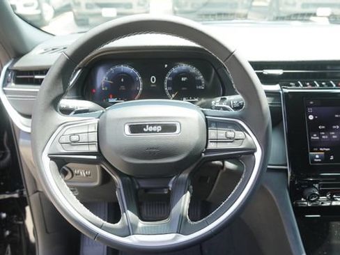 New 2026 Jeep Grand Cherokee Laredo RWD image 26