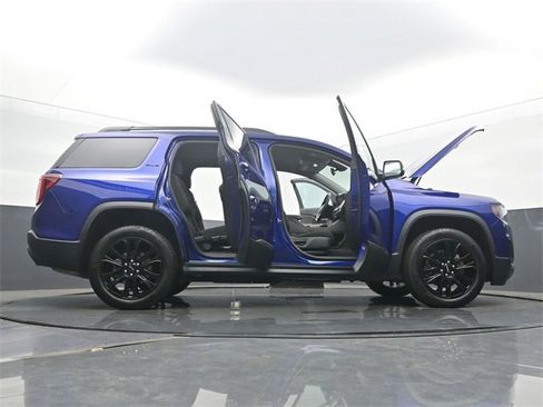 Used 2023 GMC Acadia SLE w/ Driver Convenience Package image 63